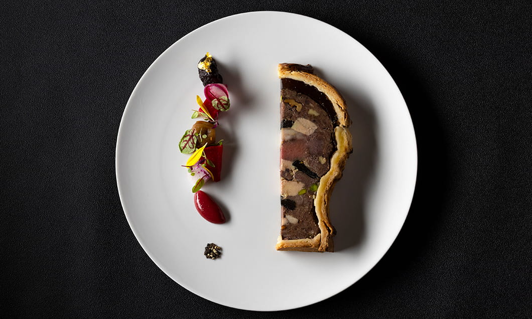 写真:王侯貴族の特別料理「王様のジビエ」