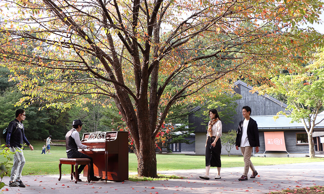 写真：軽井沢 森ピアノ