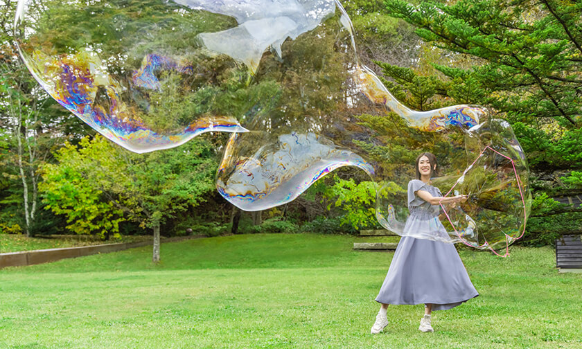 写真：特別イベント「大きなシャボン玉づくり」